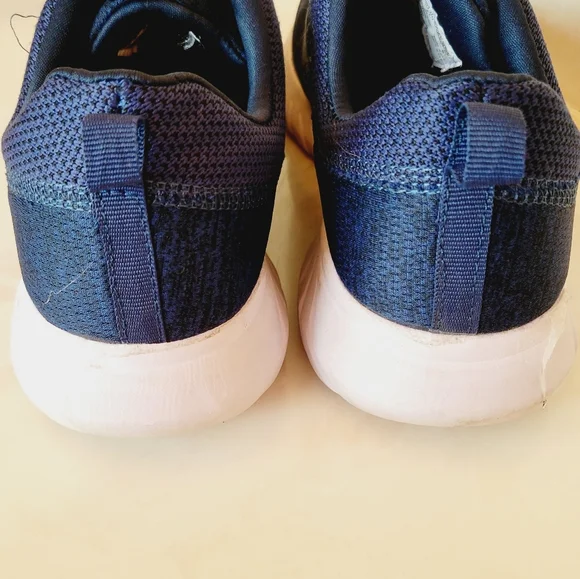🌺3 For $10 Athletic Works Slip-on Memory Foam Sneakers - Picture 4 of 8